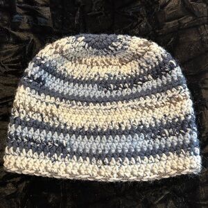 Winter Beanie - med/lg - 100% acrylic - dark blue/light blue/brown/white